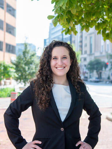 Melanie Sandler Headshot